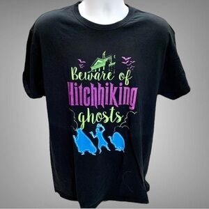 "Beware of Hitchhiking Ghosts" black graphic print short sleeve tee- L